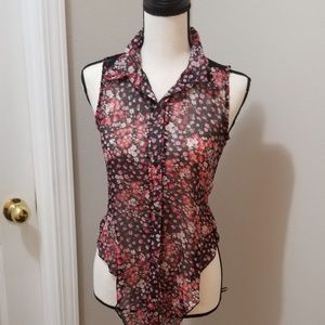 Rue 21 sz S Black top w/ lace & red/pink roses.